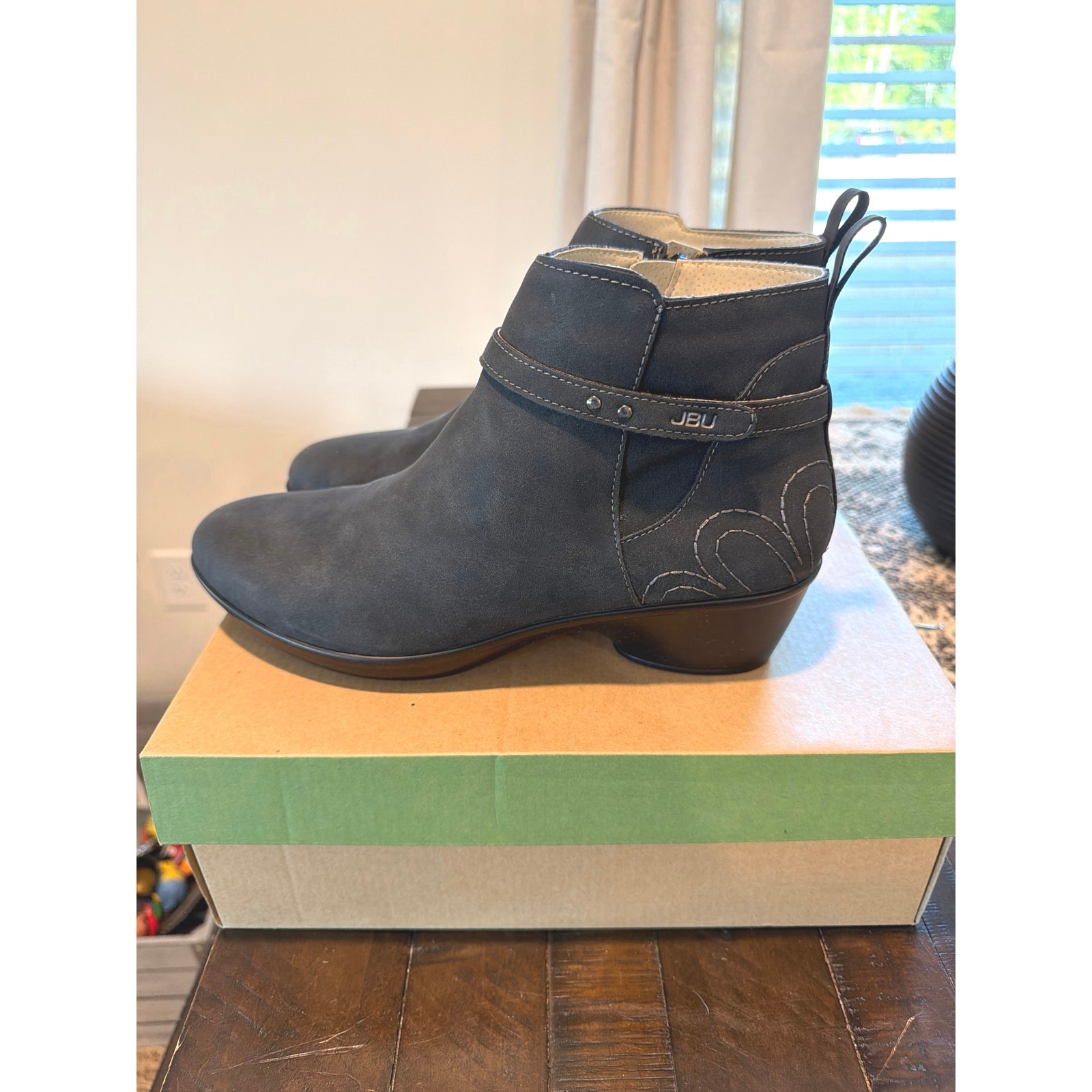 Nib Jbu Nina Size 9.5 Charcoal Gray Booties Shoes